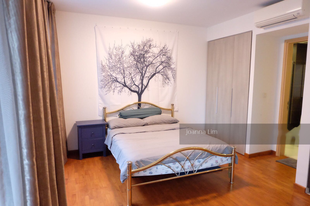 Esparina Residences thumbnail photo